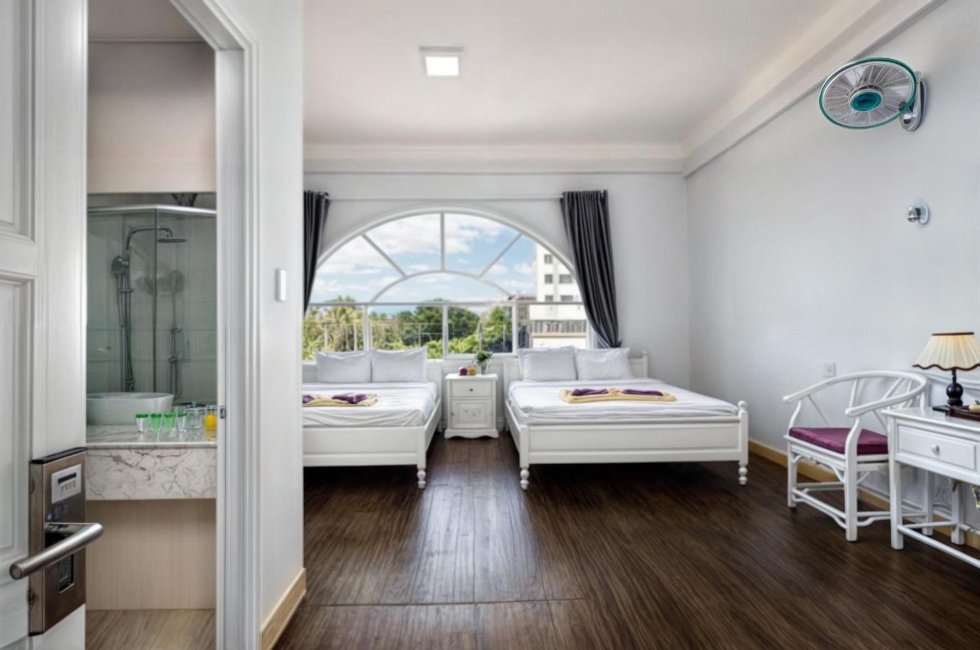 Cct Luxury Hotel Nha Trang Bagian luar foto