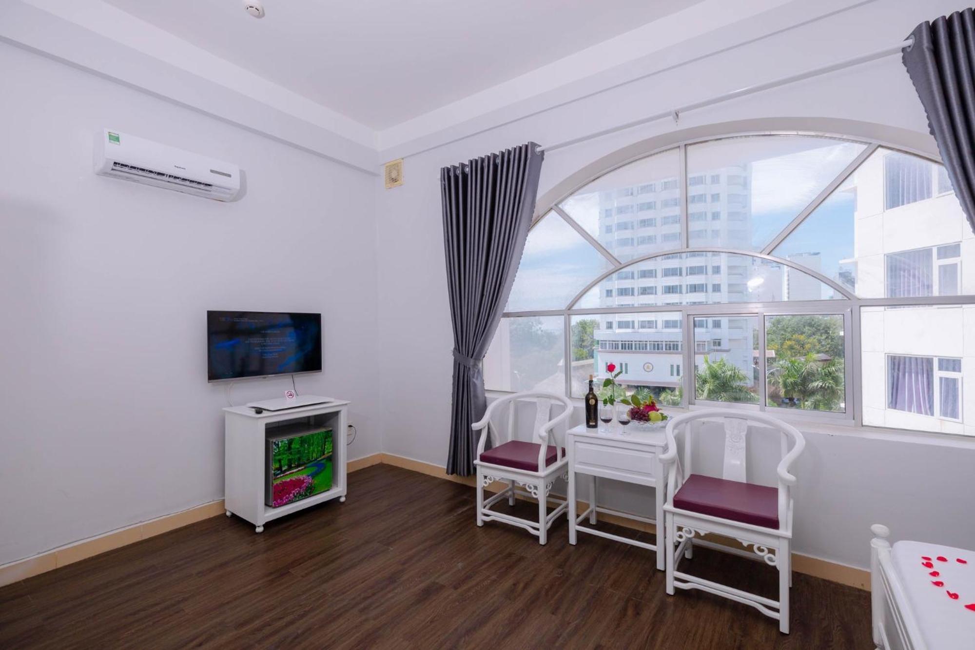 Cct Luxury Hotel Nha Trang Bagian luar foto